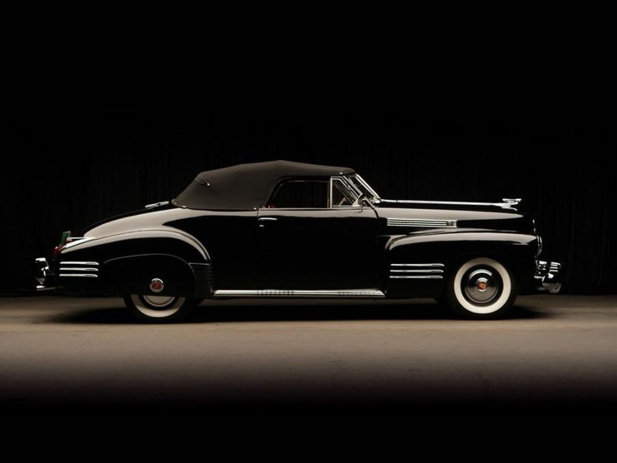  Cadillac Sixty-Two Convertible Coupe 1941 года  (фото 9 из 26)